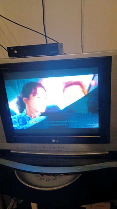 Продам телевизор