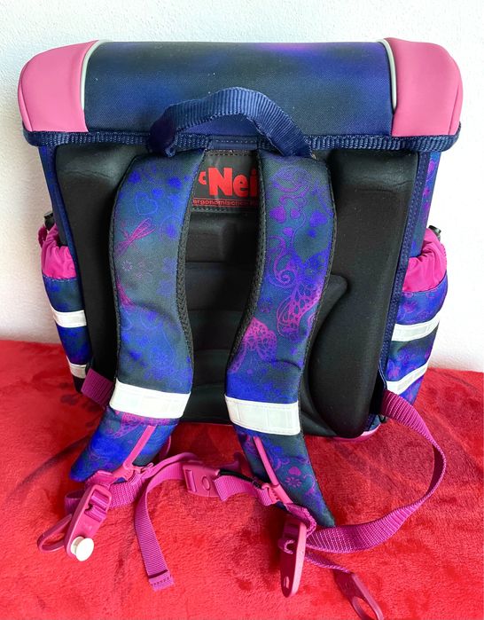 Ghiozdan ergonomic McNeill cu lumini Light 912S Ghiozdan fete