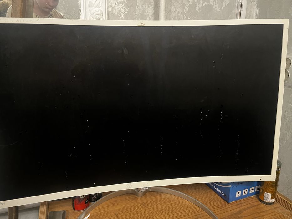 Монитор  на запчасти или ремонт