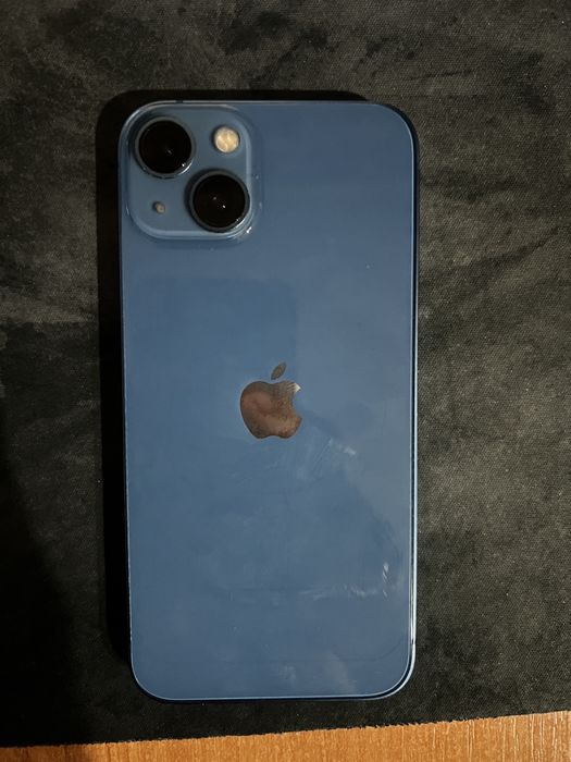 iPhone 13 - Blue