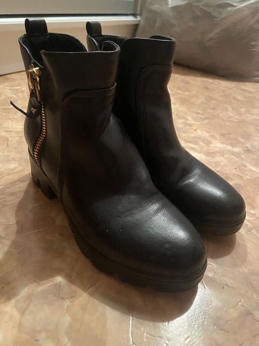 Женская обувь, туфли