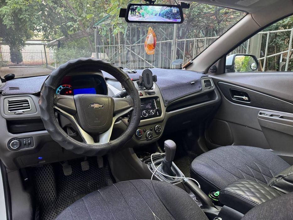 Продаётся Chevrolet Cobalt 2013 года состояние отличное