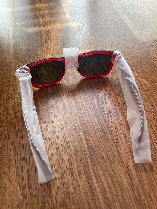 Слънчеви очила LACOSTE