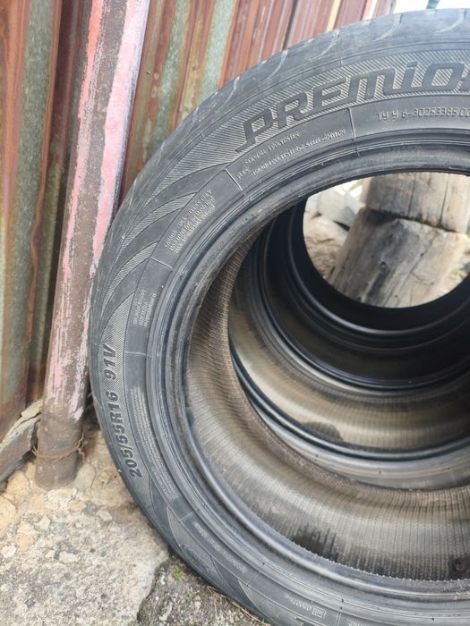 Резина 205.55.R 16