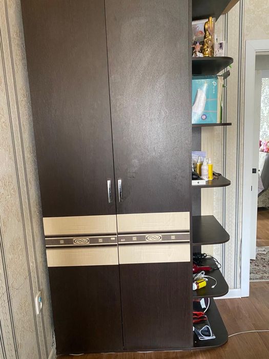 Продажа шкафа гарнитура