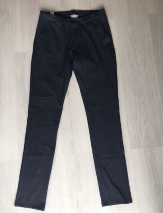 Vând pantaloni office/clasici (M)superbi.