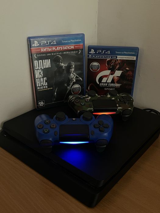 Продам PlayStation 4 Slim
