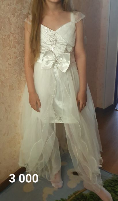 Продам детские платья