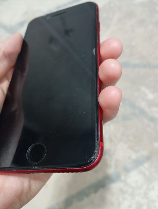 iPhone SE 2020 продам