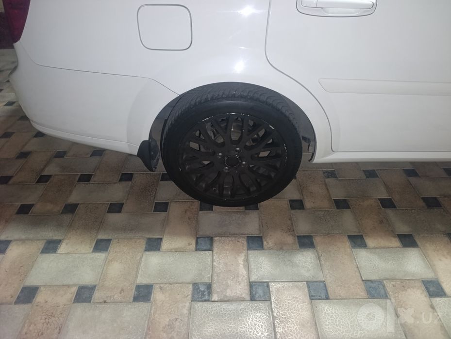 Shina diska Lasetti gentra epika damaska tushadi diska r17