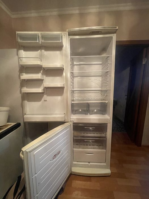 Продается холодильник