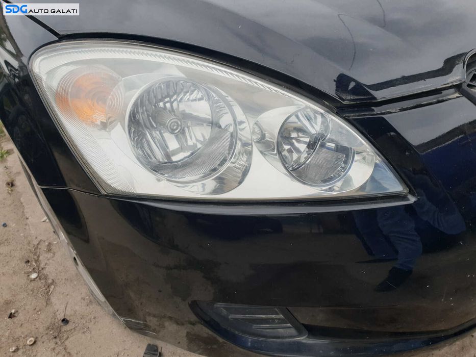 Far Dreapta Halogen FARA Xenon Kia Ceed 2007 - 2010 [L0905]