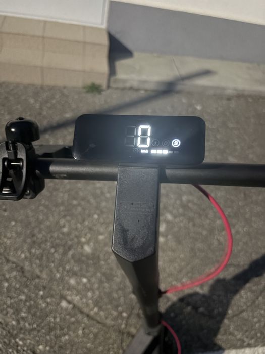 Trotineta s40 ///