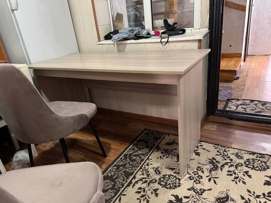 Продам стол офисный новый