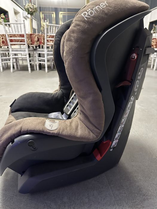 Scaun auto copii Römer King Plus High Line