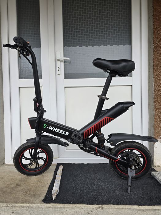 Bicicletă electrică E-Wheels