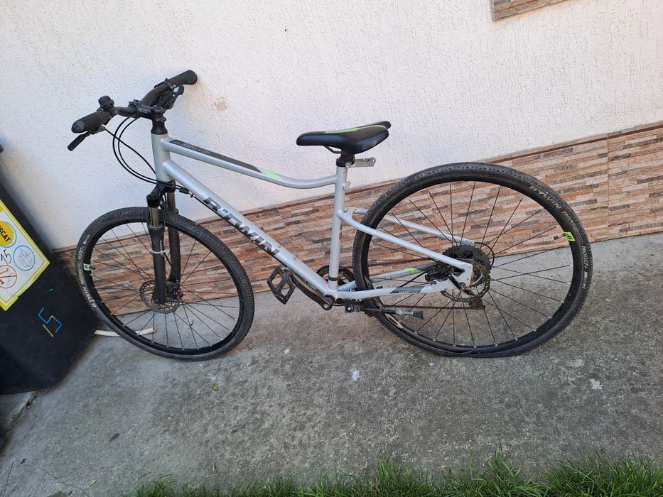 Vând bicicletă riverside 900