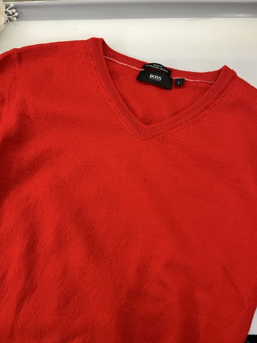 Hugo Boss пуловер за момче 140размер-10год