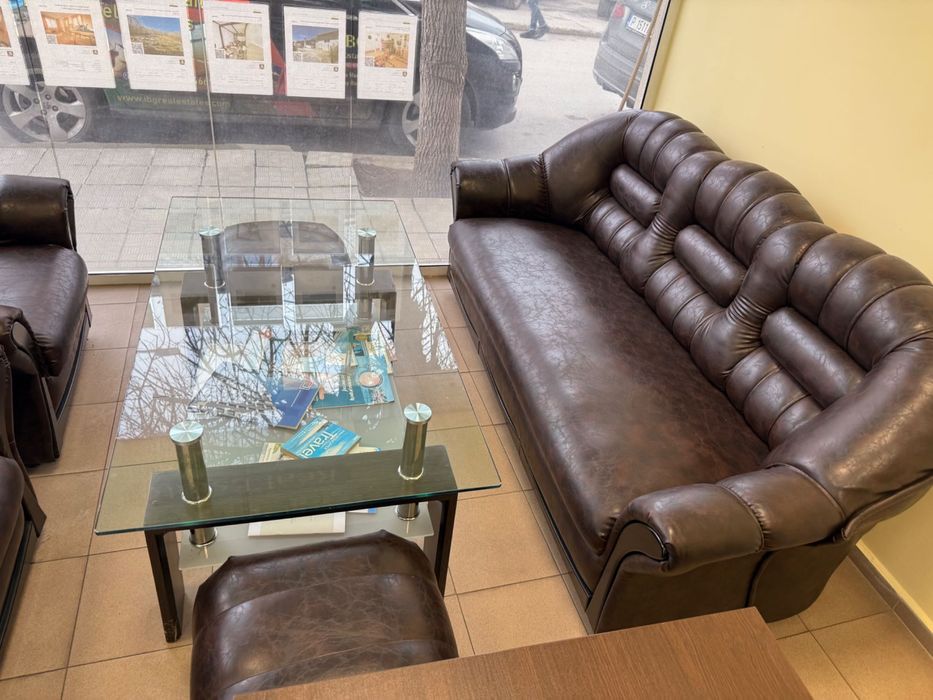 Комплект троен диван, 2 фотьойла, 2 табуретки + холна маса