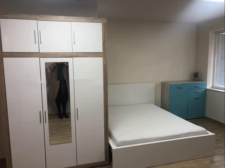 Дава се под наем Едностаен апартамент в София, Център - 52 кв.м за 499 € - Снимка #2