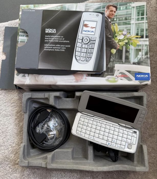 Lot de Colecție: Nokia 9300 Communicator + Nokia N70 (Cutiile Originale)