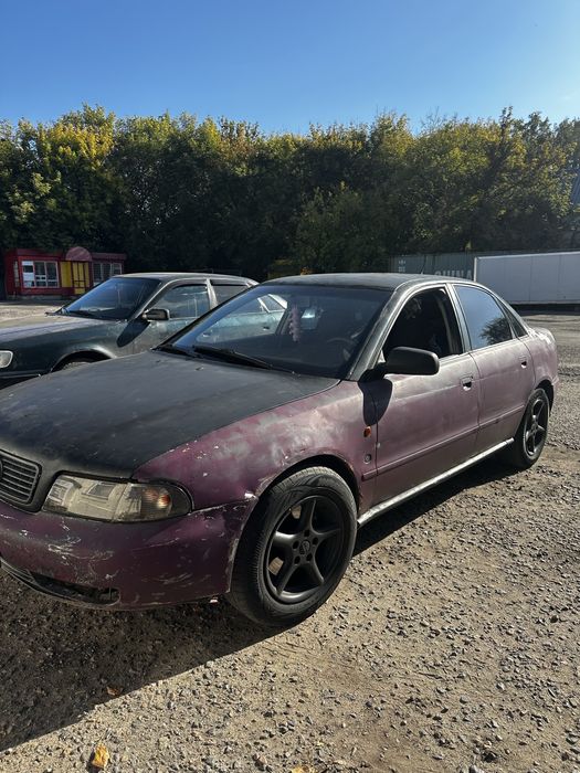 Продается Audi A4