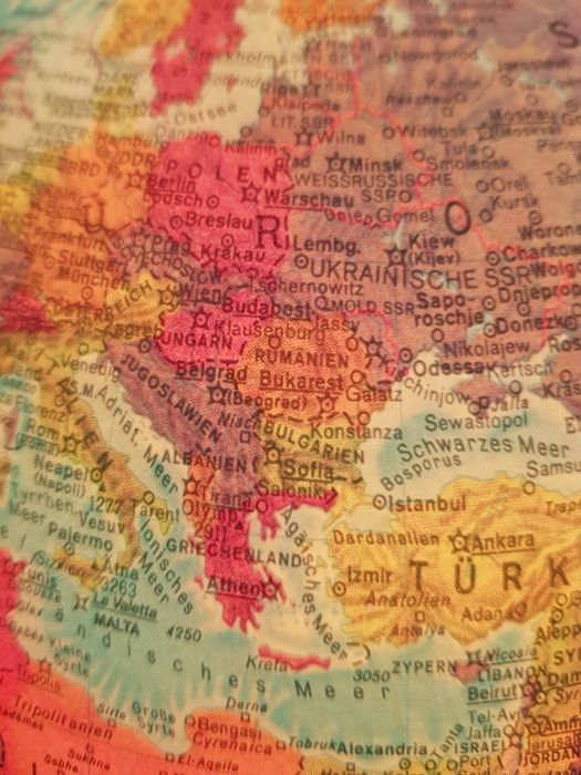 Glob geografic Pământ iluminat