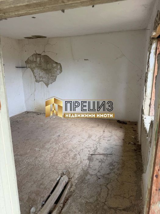 Продажба на къща в с. Ивански