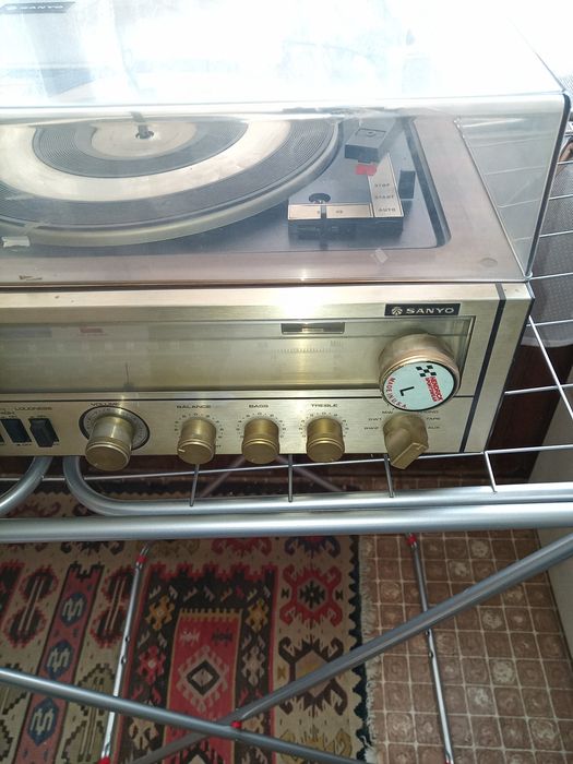 Музикален комбаин