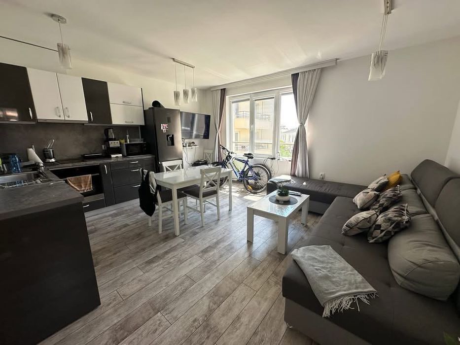 Дава се под наем Двустаен апартамент в Бургас, Сарафово - 45 кв.м за 450 € - Снимка #1