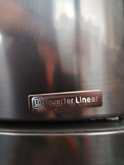 Продаётся Холодильник LG