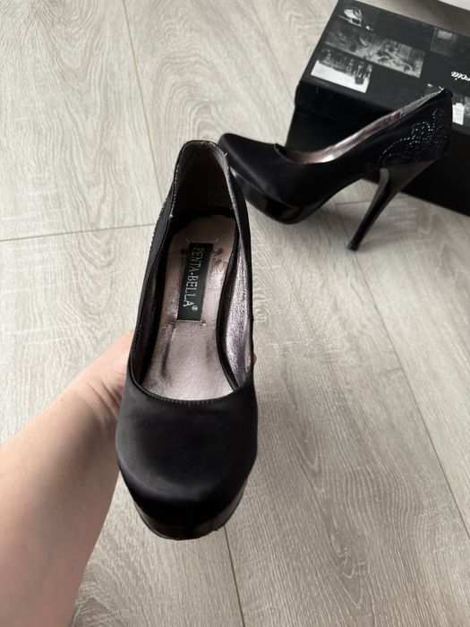 Босаножки, туфли