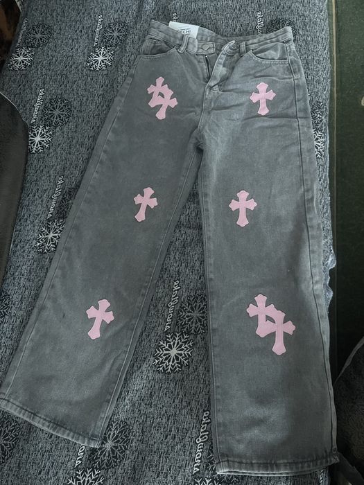 Продам джинсы  новые