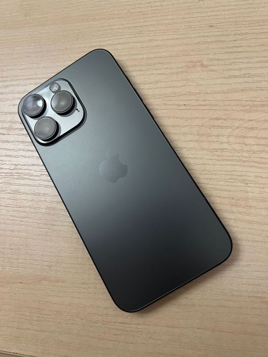 Iphone 15 pro max 256 gb,состояние отличное