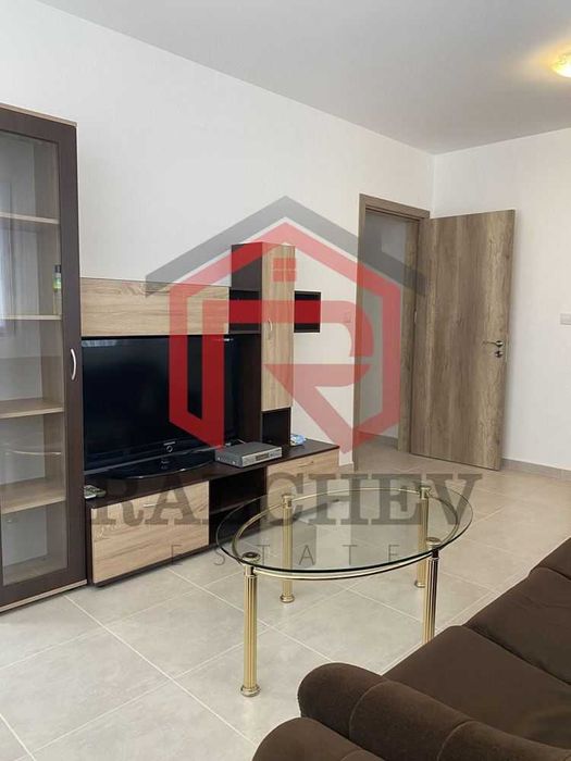 Дава се под наем Тристаен апартамент в Варна, Възраждане 3 - 80 кв.м за 433.5 € - Снимка #2