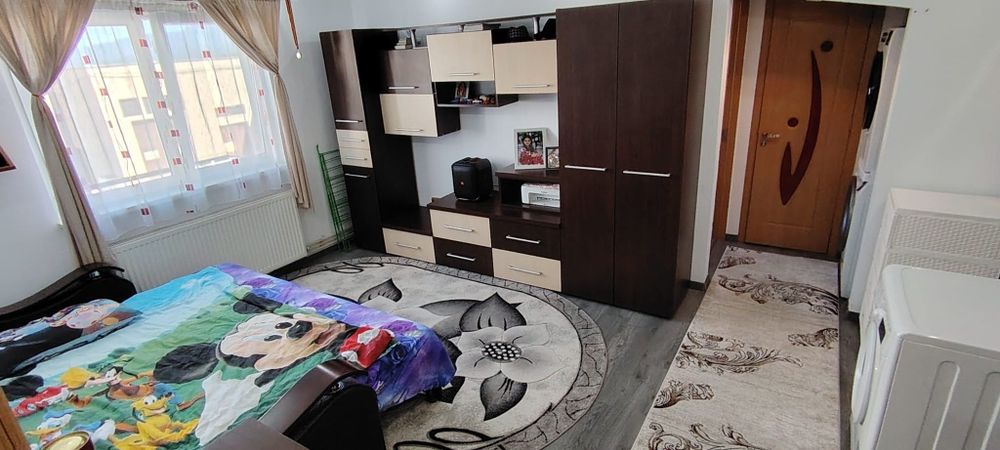 Apartament 2 camere,zarnesti blocuri