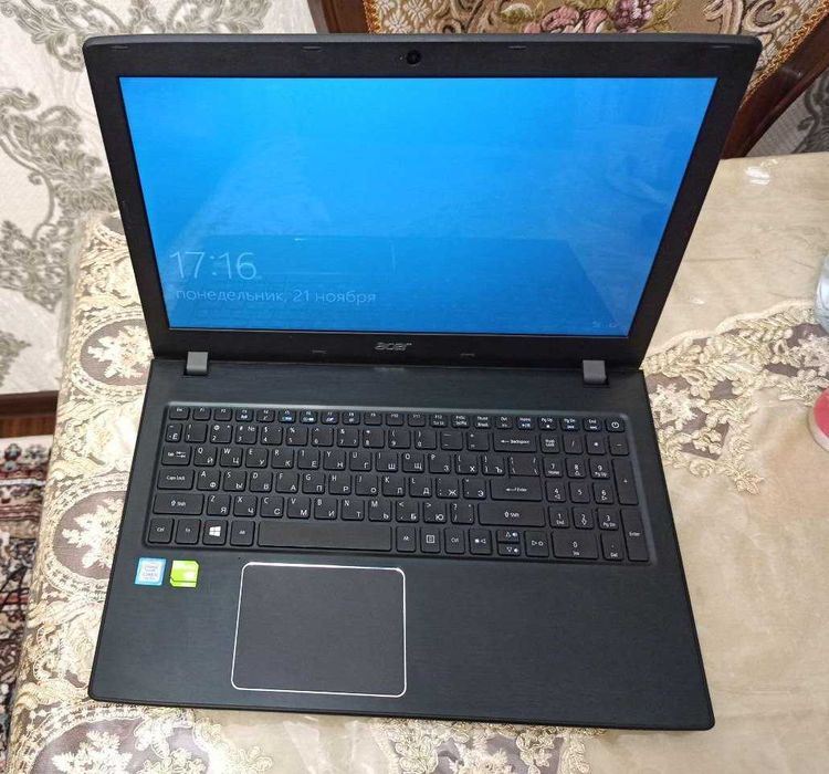 Ноутбук Acer  Core i5  в идеальном состаянии