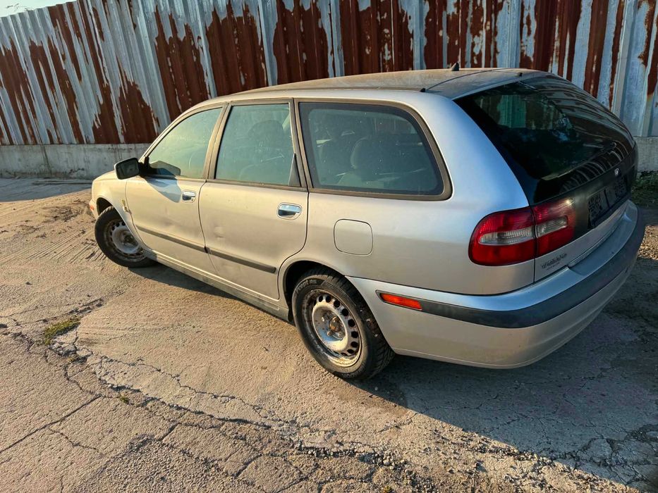 volvo v40 1.9 tdi facelift на части волво в 40 фейслифт комби
