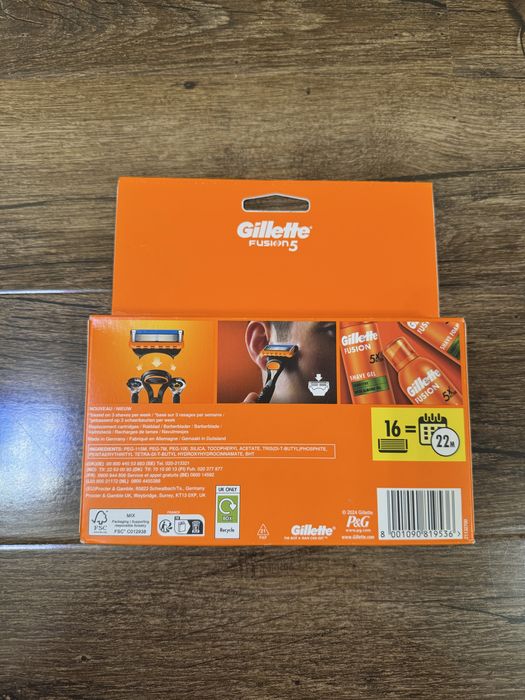 Set 16 rezerve Gillette Fusion 5 noi originale sigilate