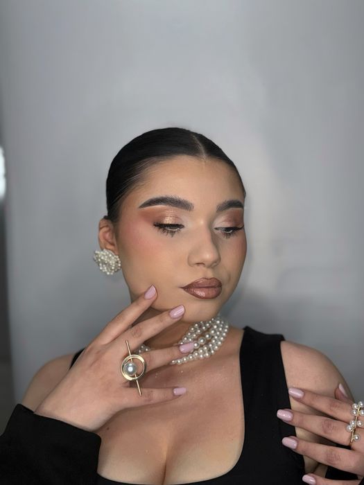 Machiaj Profesional Pitesti