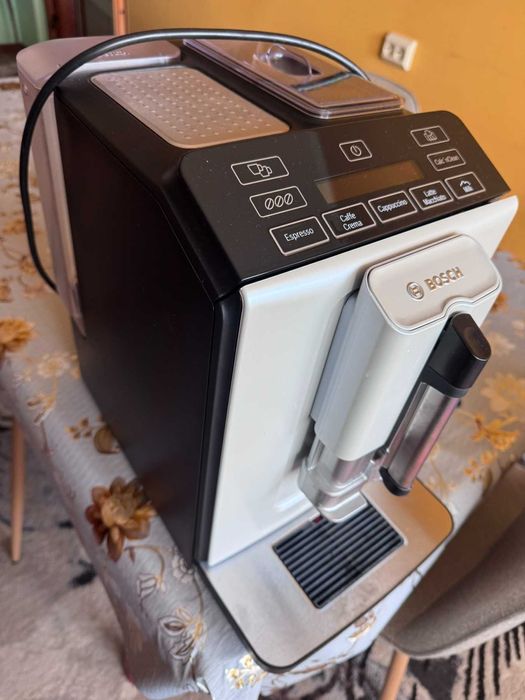 BOSCH Кафеавтомат TIS30321RW