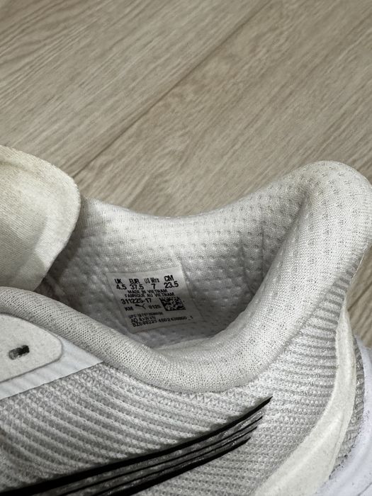 Продам кроссовки Puma