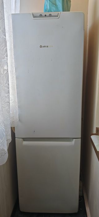 Хладилник аристон