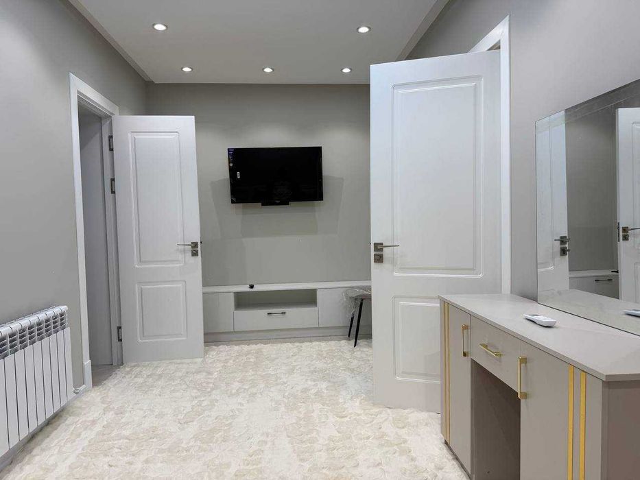 Сдаётся кв ул Лабзак 2-ком/4/4 ро-н Шайхантахурский