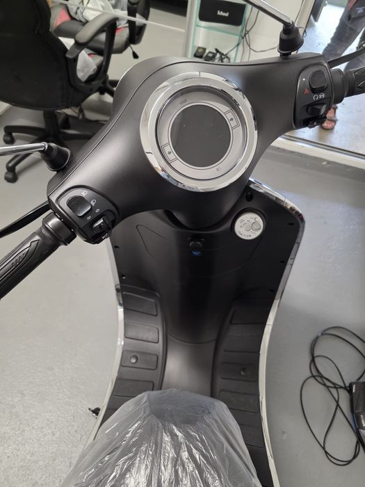 Scuter Electric Syra 90 ( făra permis )