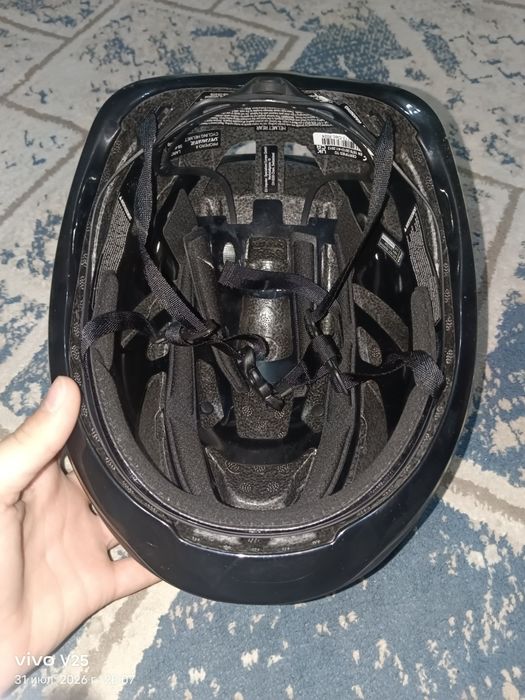 Продам каску для детей