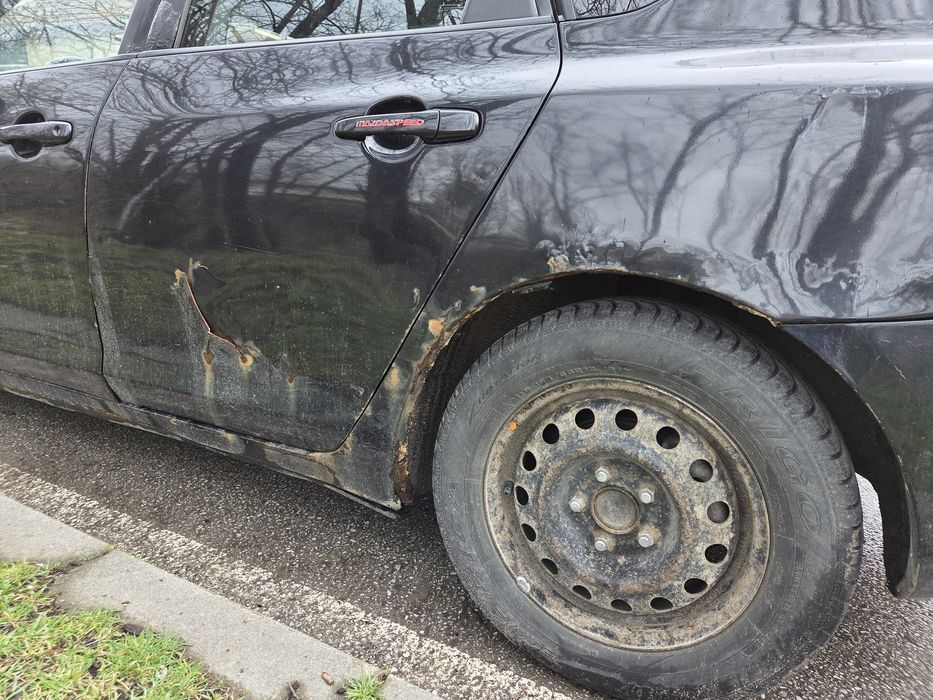 Продавам Mazda 3 1.6 бензин/газ с проблем
