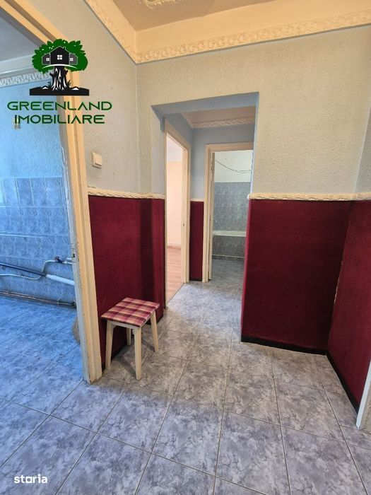 Apartament 2 camere, DECOMANDAT, 54 mp, Podu Ros, la bulevard