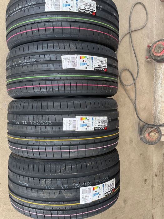 Vând set anvelope 285/40/22-325/35/22 Yokohama de vară noi