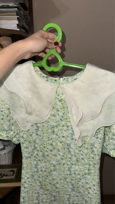 платье зеленое с цветами